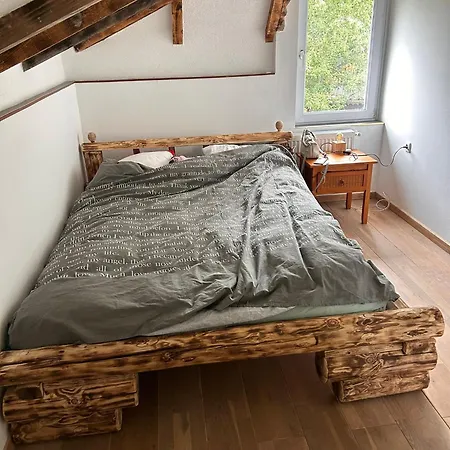 Uvacka Tisina * סייניצה